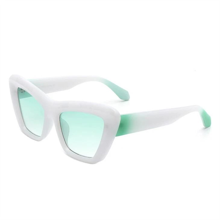 Large Cat Eye Sunglasses